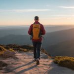 Le manque de sommeil fait-il grossir : comprendre l’impact du repos sur le métabolisme et le poids