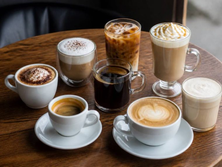 Combien de calories dans un café selon le type de boisson