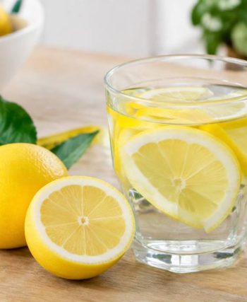 Maigrir avec le citron : bienfaits, conseils et précautions
